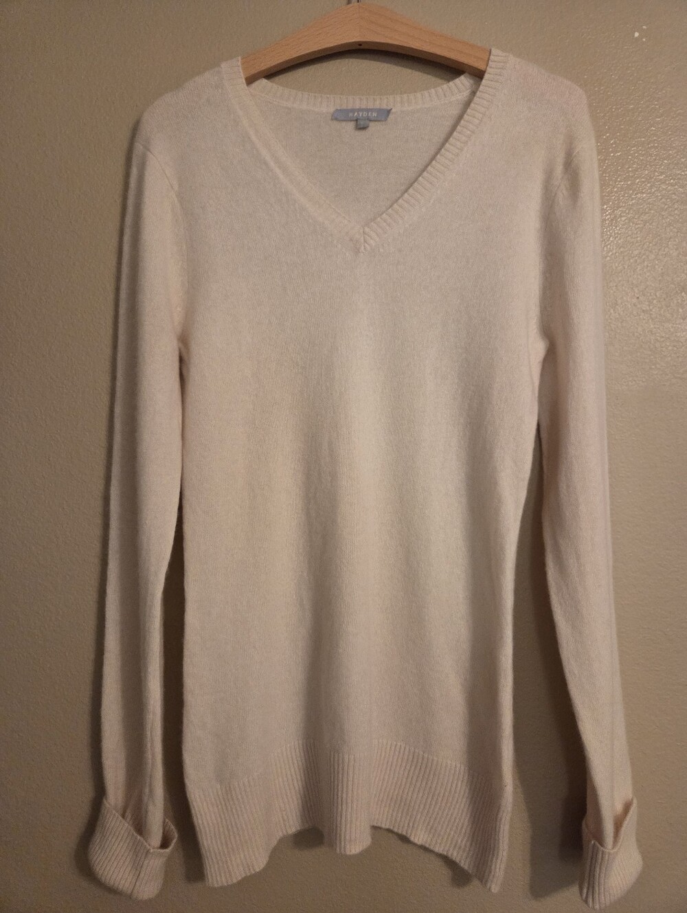 HAYDEN Cream 100% Cashmere Long Vneck Ribbed Trim Minimalist Sweater Womem's L